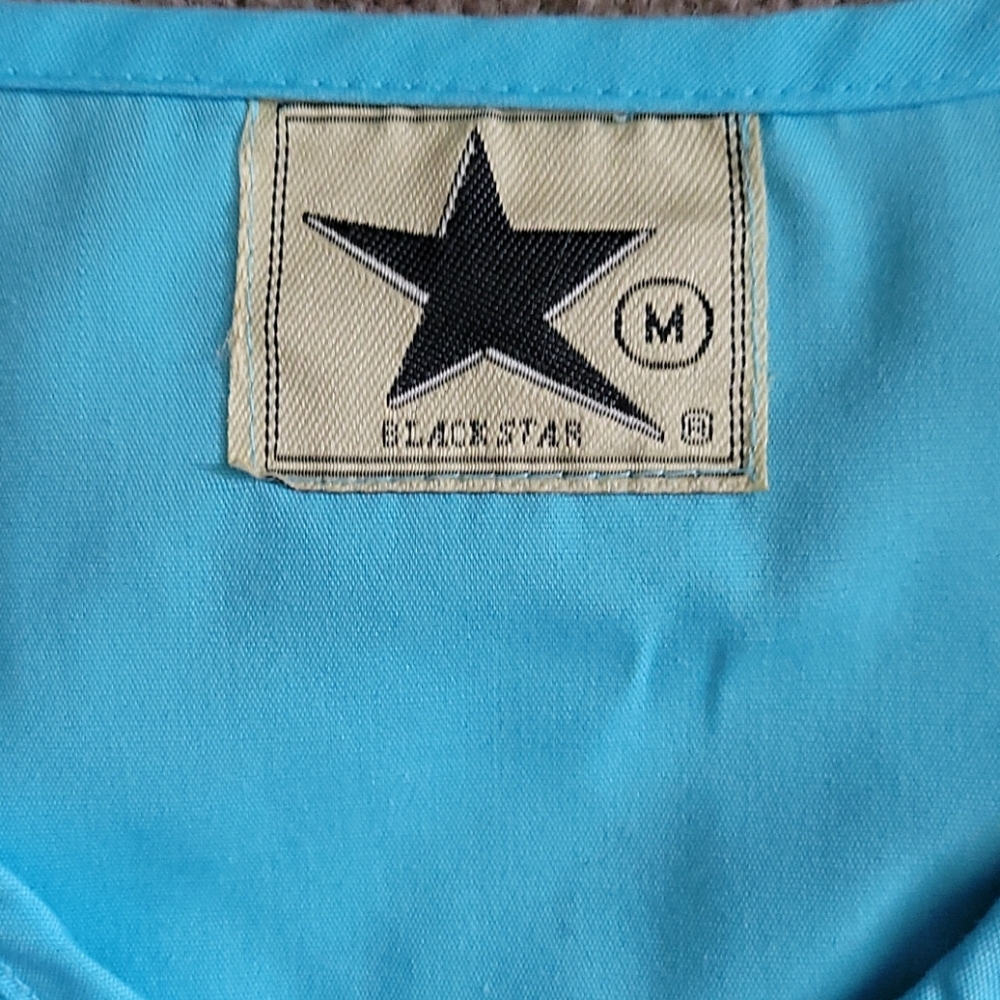 Scrub top - Picture 2 of 5
